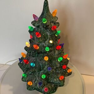 Vintage lighted ceramic Christmas tree; glitter snow Holland Mold Table top tree